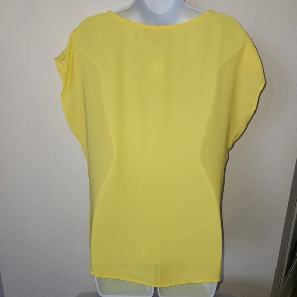 Banana Republic Embroidered Top Women’s Size Medium Yellow - Picture 2 of 7